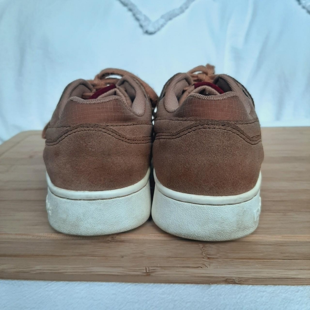 Camel Brown Reeboks - Picture 2 of 4